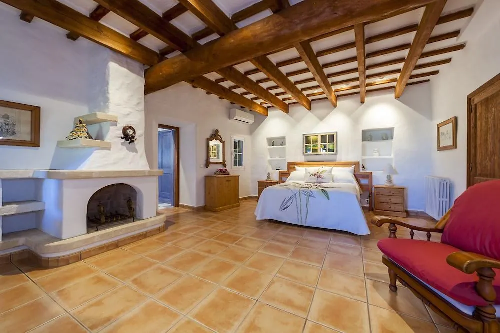 Finca Ses Cuarterades Alaior